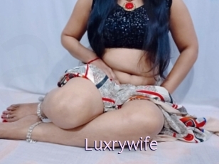 Luxrywife